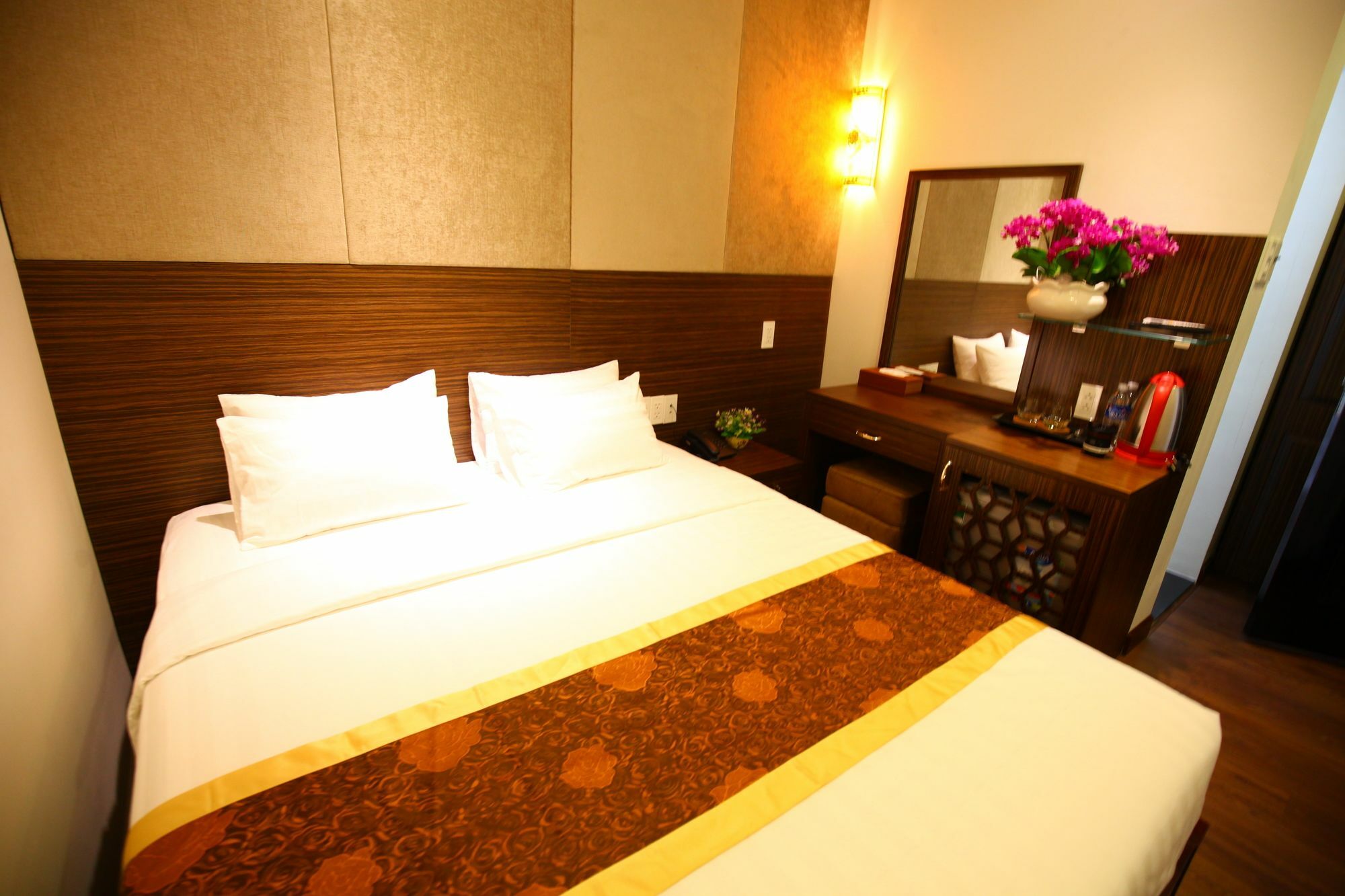 Saigonciti Hotel Хошимин Екстериор снимка