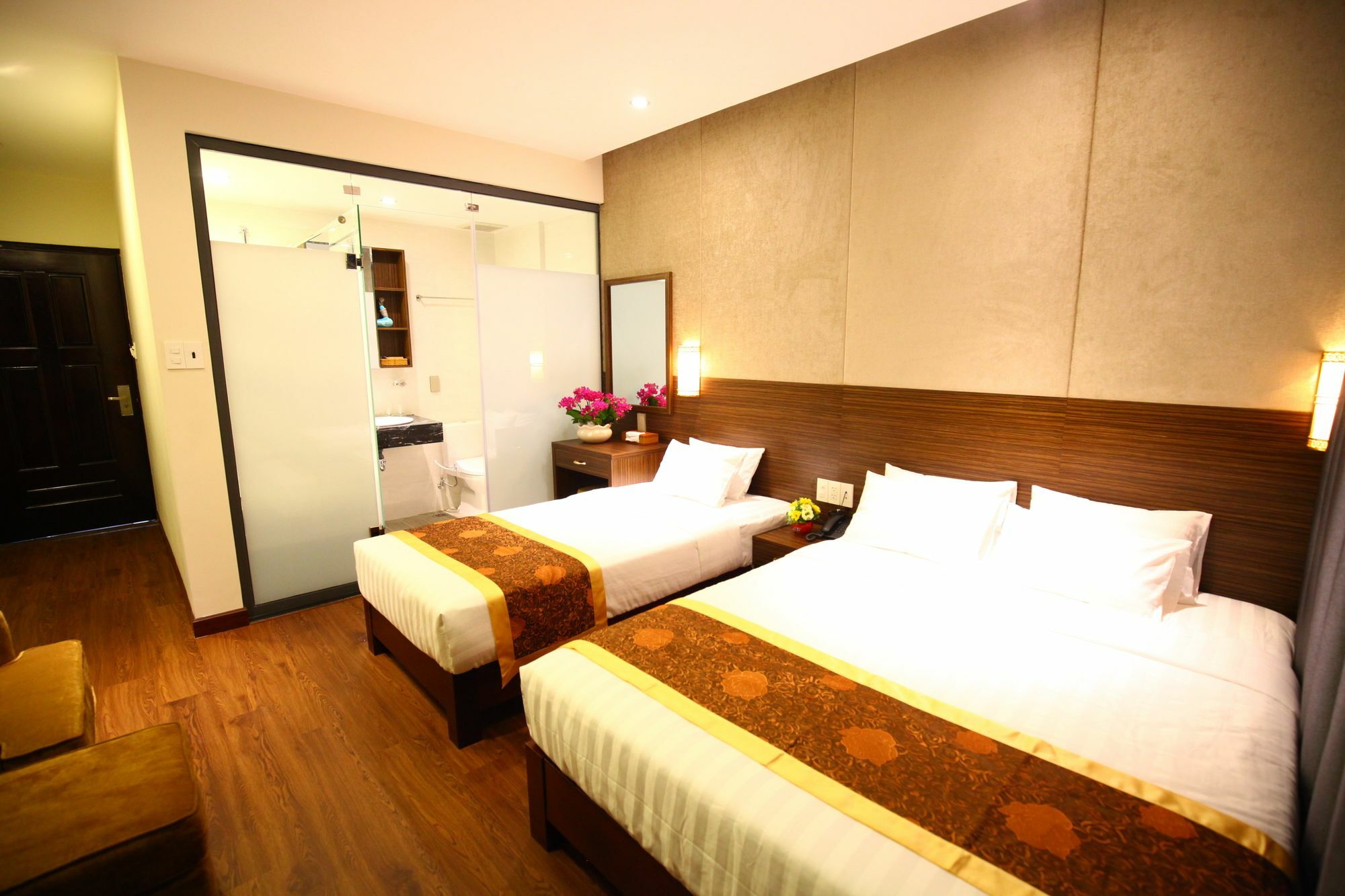 Saigonciti Hotel Хошимин Екстериор снимка